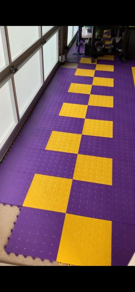 GREEN - 50 interlocking garage floor tiles Diamond Plate Clearance Basement Deck