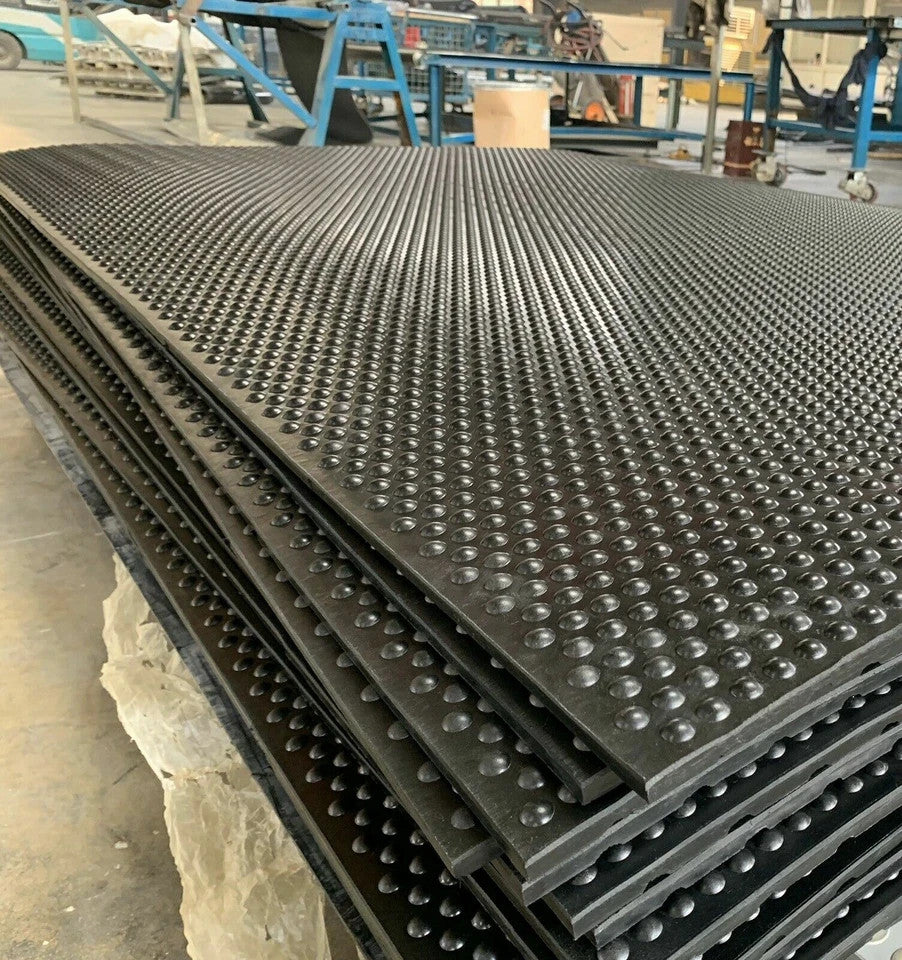 Home Rubber Gym mats, In or Out door Flooring 15mm(6ftx4ft) Bubble Top Design