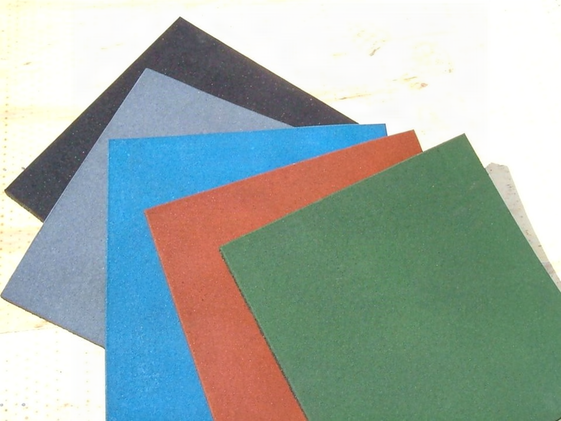 4 Rubber Safety Tiles Heavy Duty Playground Swing Slide Play Area Outdoor Mats