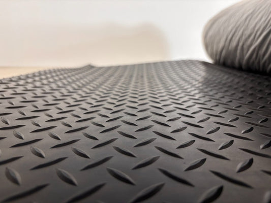 Diamond Plate Gym Floor Mat Rubber Roll Garage Golf Cart Truck Bed Flooring