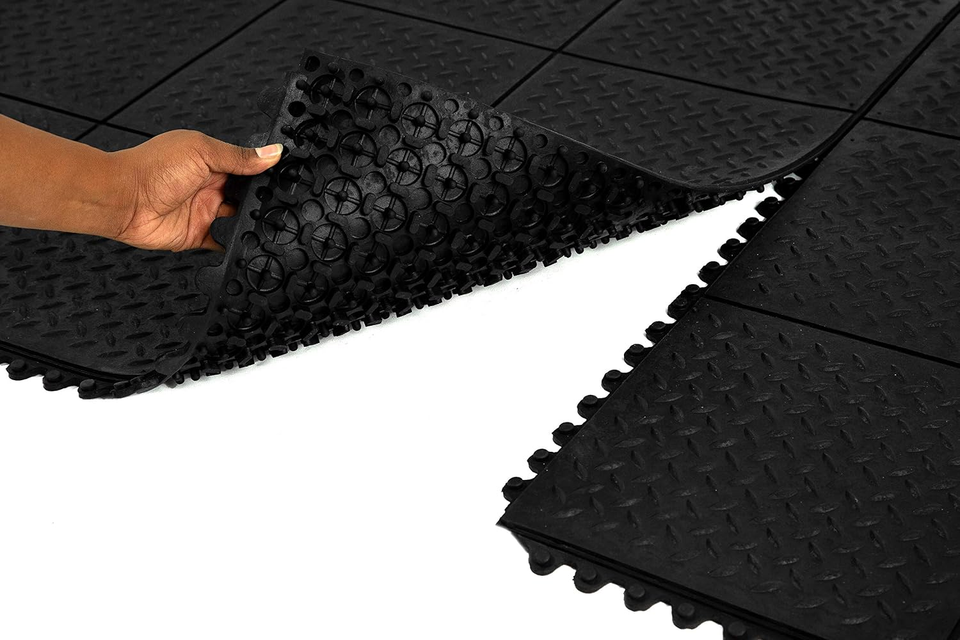 Durable 5/8" Evolution Rubber Interlocking Floor Tiles for Home Gym & Basement