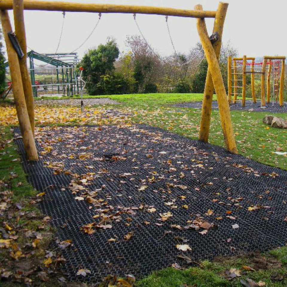 16mm Grass Gateway Rubber Mat – Heavy Duty Golf Course, Playground & Equestrian