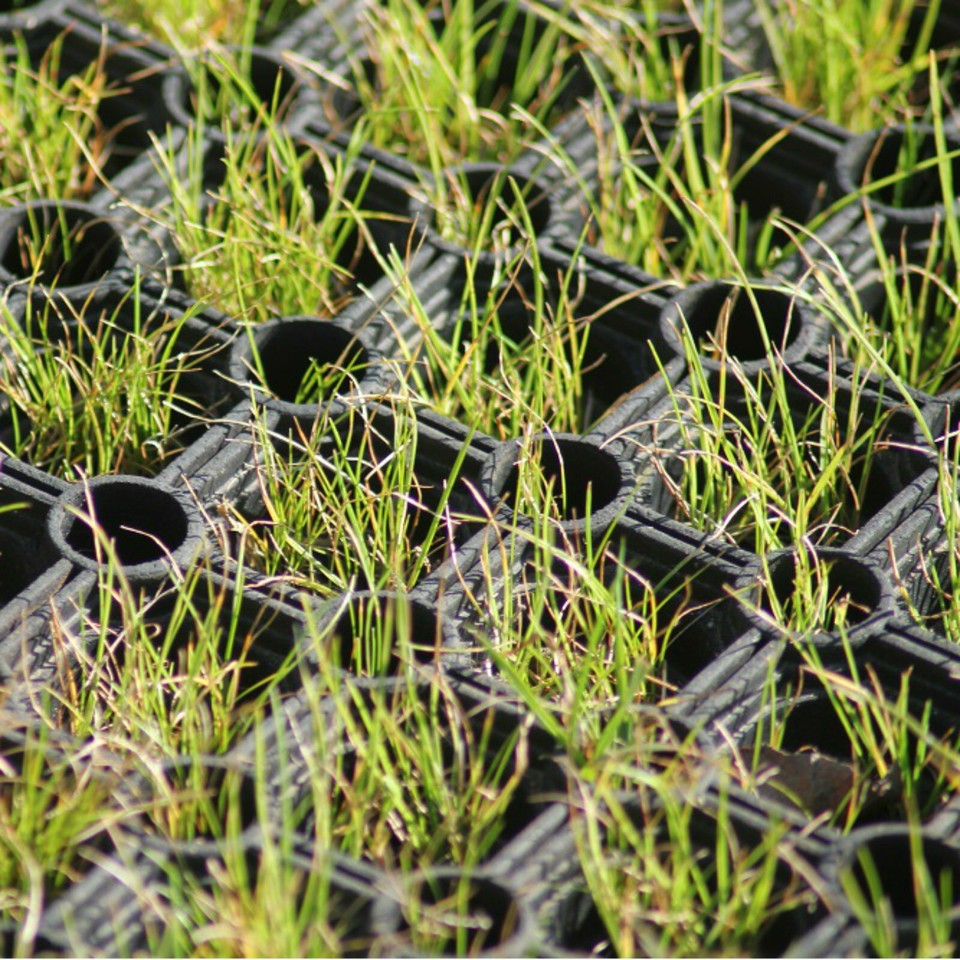 16mm Grass Gateway Rubber Mat – Heavy Duty Golf Course, Playground & Equestrian