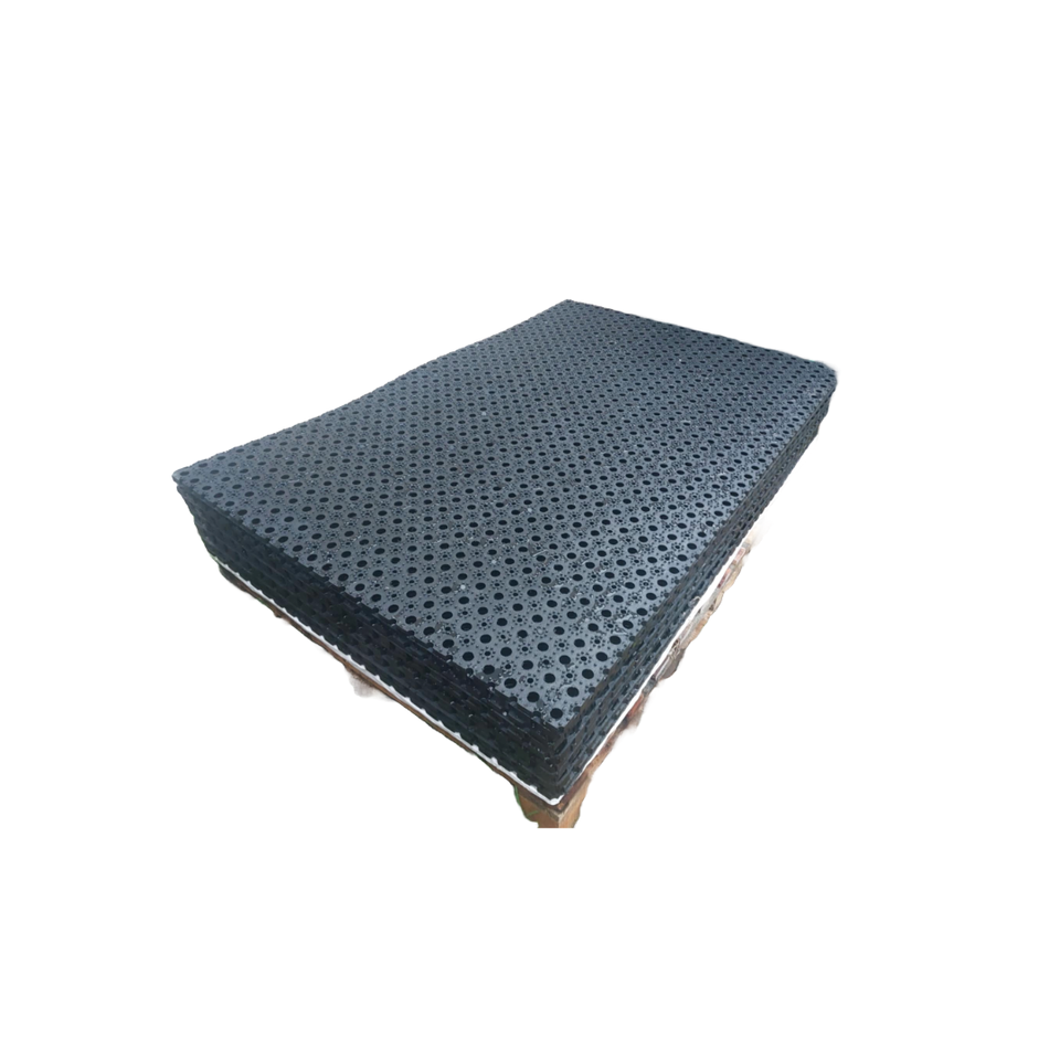 6 Stable Mats Offer | 6ft x 4ft Bubbletop Horse Stable Matting | 18mm Thick | Ho